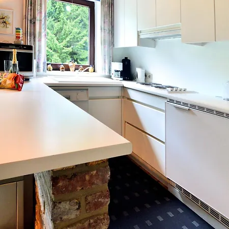 Pet Escape In Ardennes * Baillamont