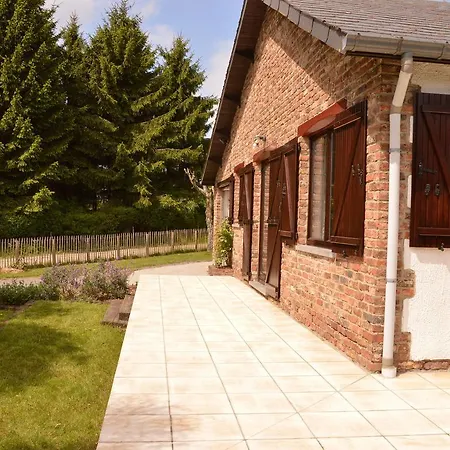 Cozy With Large Enclosed Garden Holiday home Baillamont